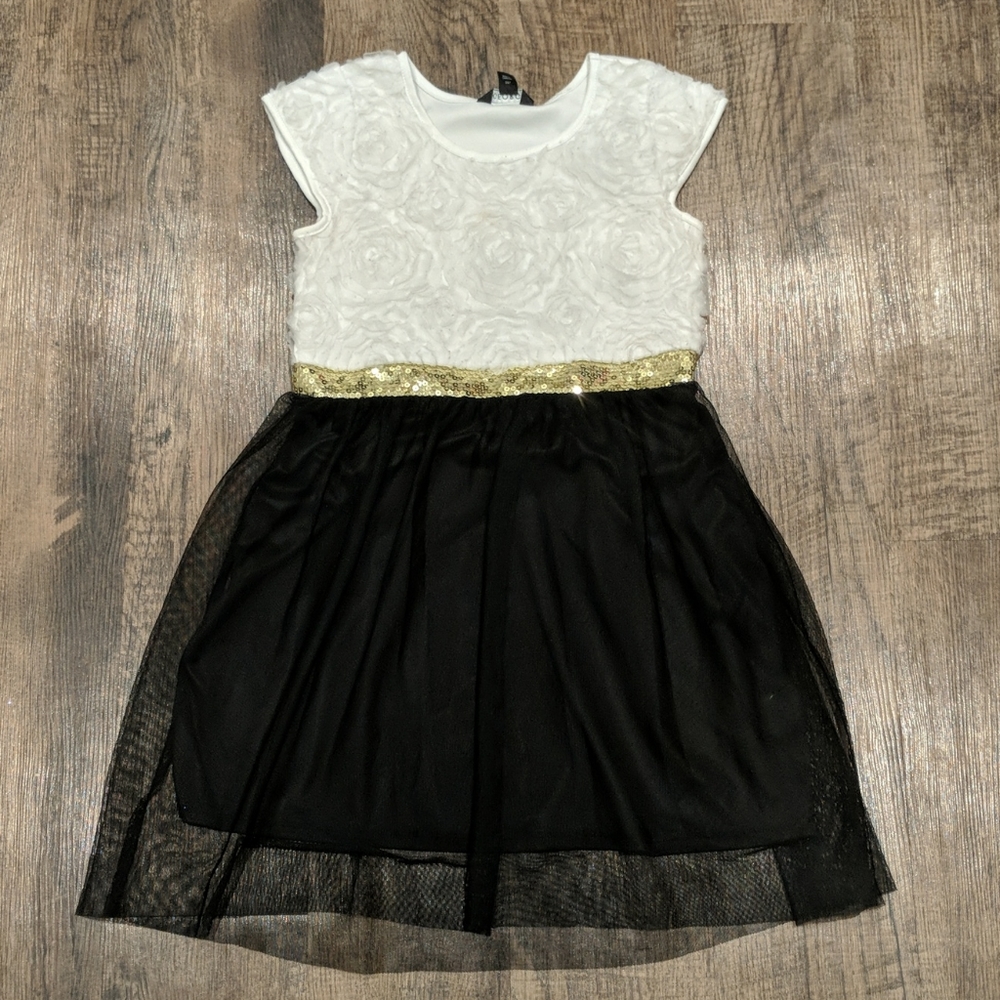Super cute childs dress